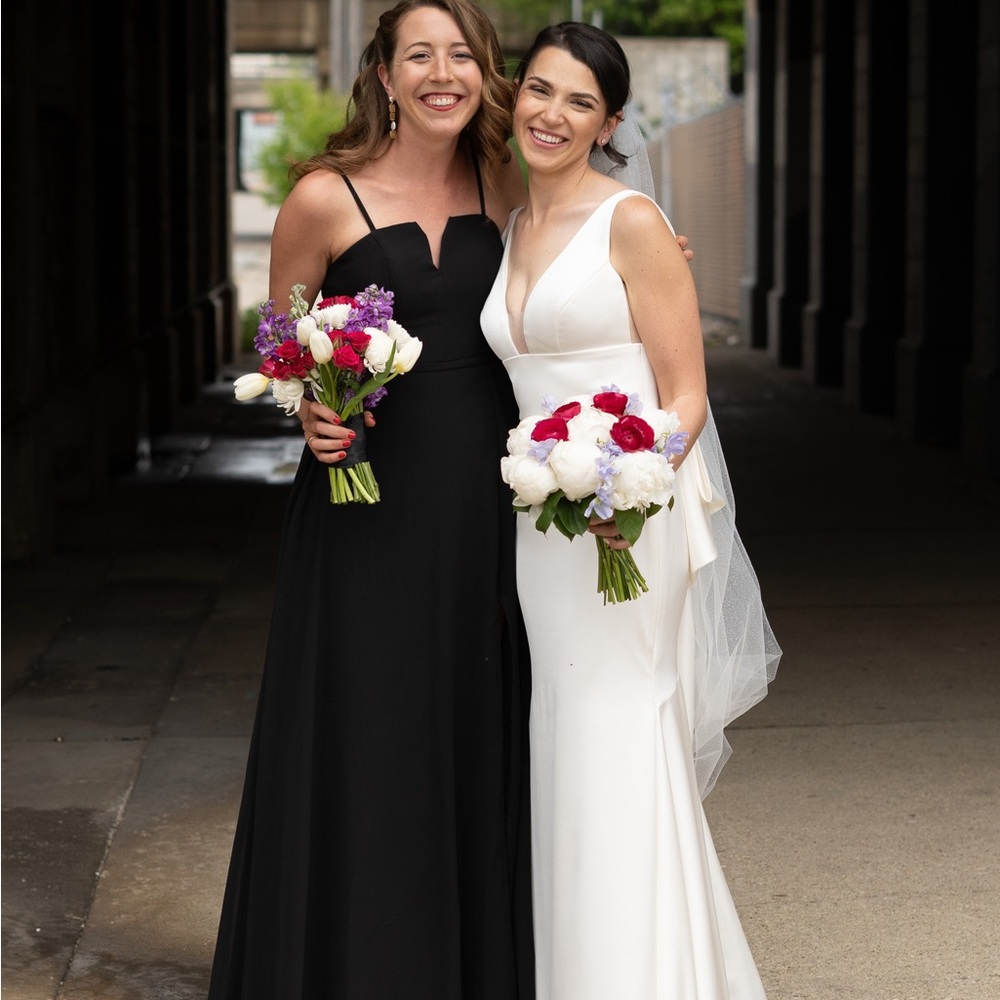 BEAUTIFUL Black Azazie Janneth black bridesmaid dress! SIZE 2